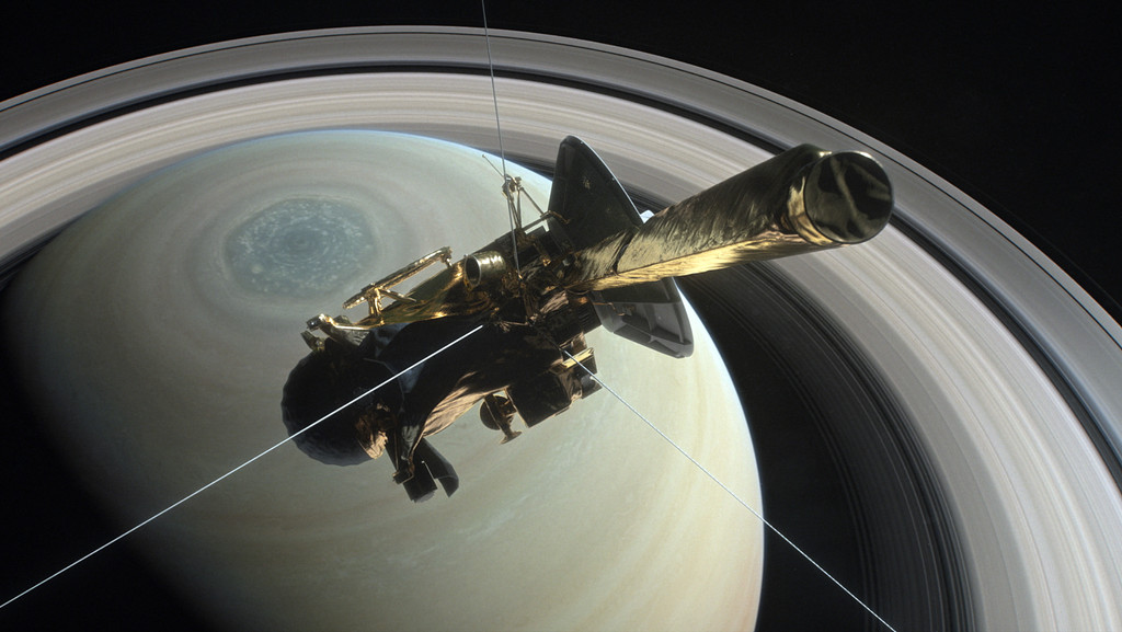 Die Nasa-Sonde Cassini  sammelte Daten aus der Lücke zwischen dem innersten Ring und der Saturn-Oberfläche.