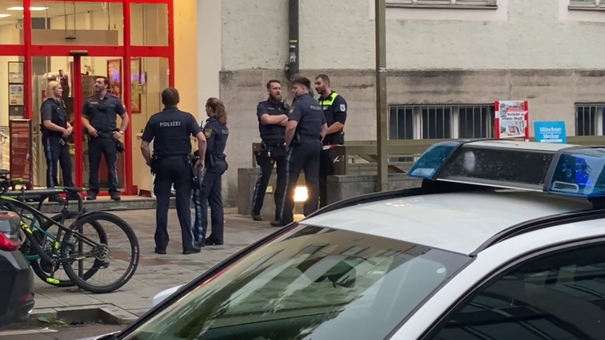 Nach Polizei-Schüssen auf Frau in München: Hätte Taser Situation anders lösen können?