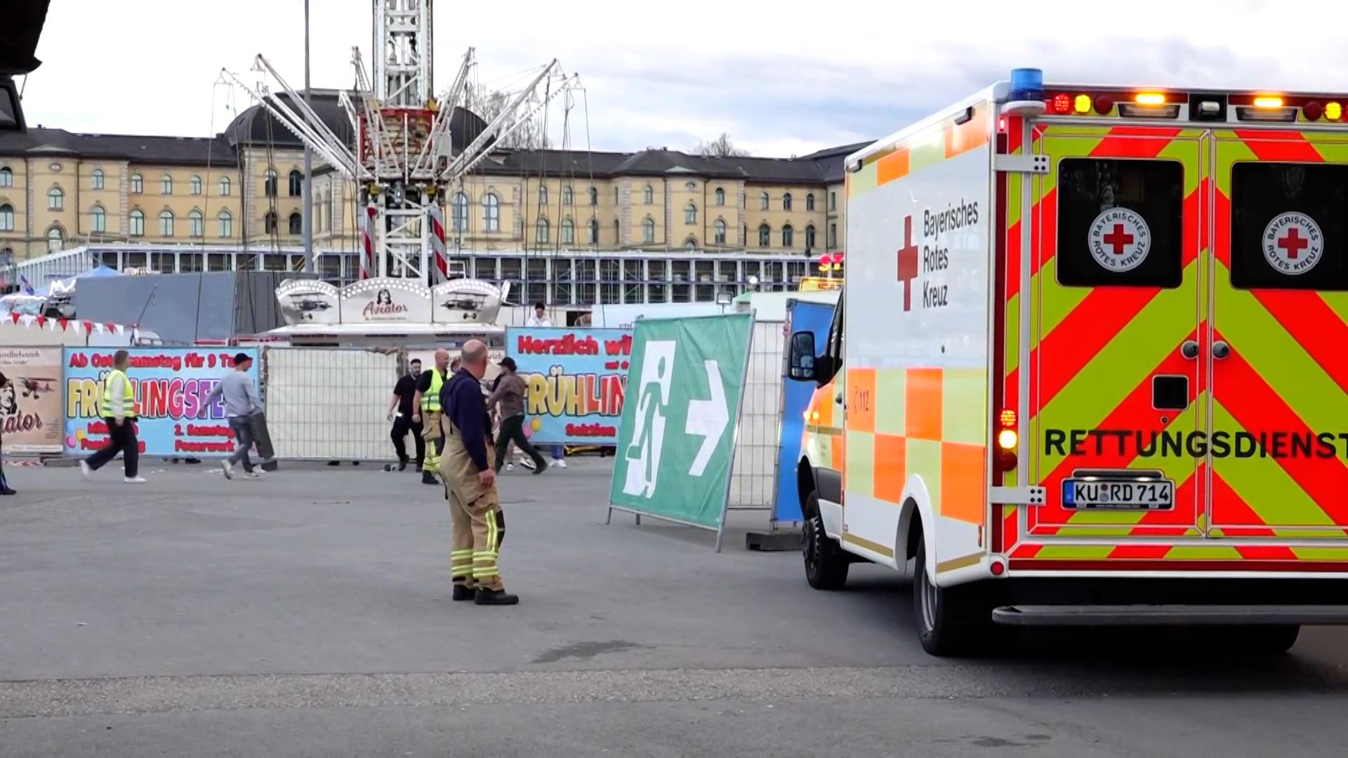Bayreuth: Mehrere Verletzte bei Unfall mit Kettenkarussell