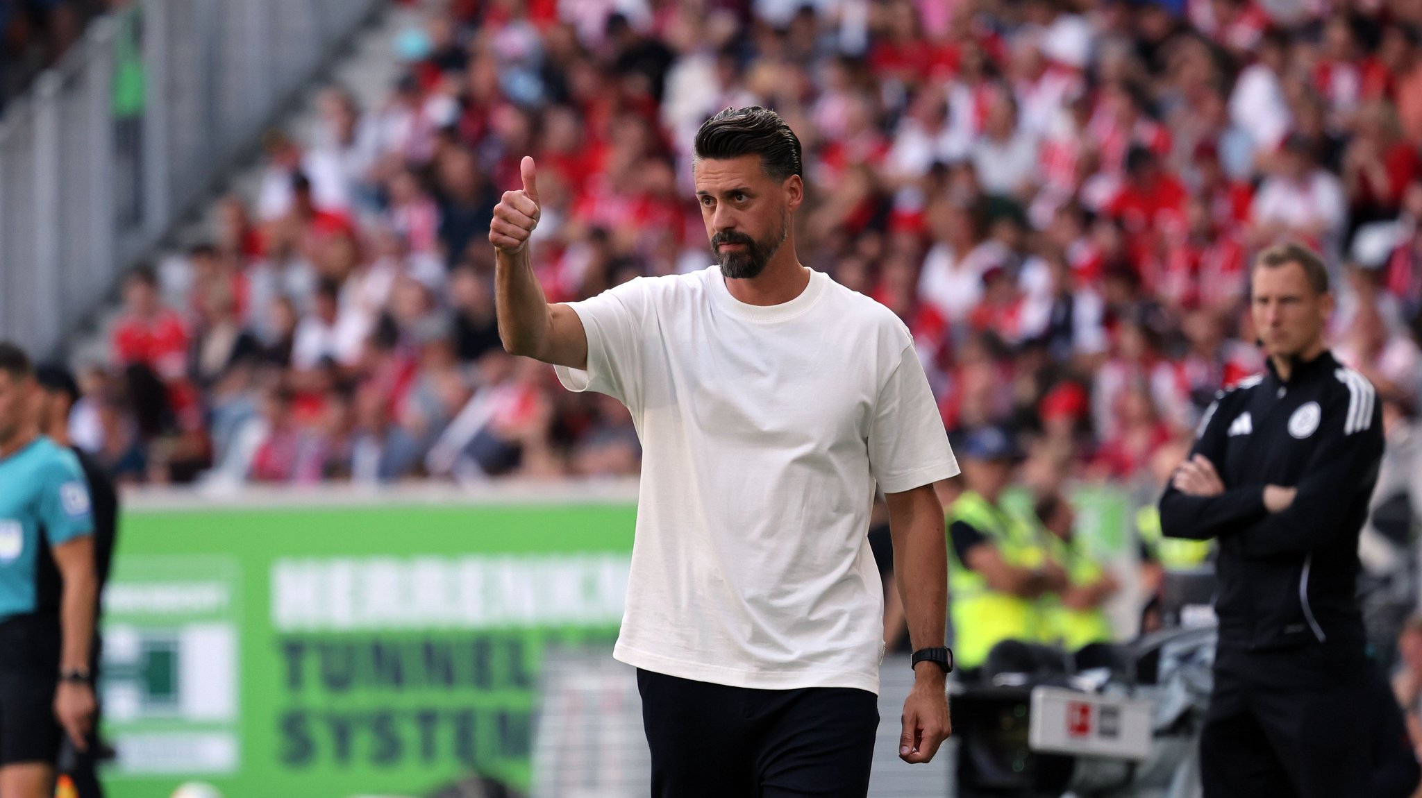 FC Augsburg: Wagner feiert Traumstart in Bundesliga-Saison