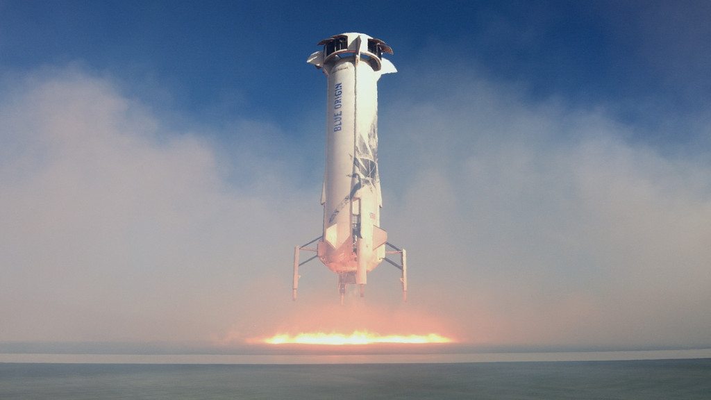 Jeff Bezos wird am 20. Juli 2021 mit der Rakete New Shepard ins All fliegen. Die Raumkapsel an der Spitze wird abgekoppelt.