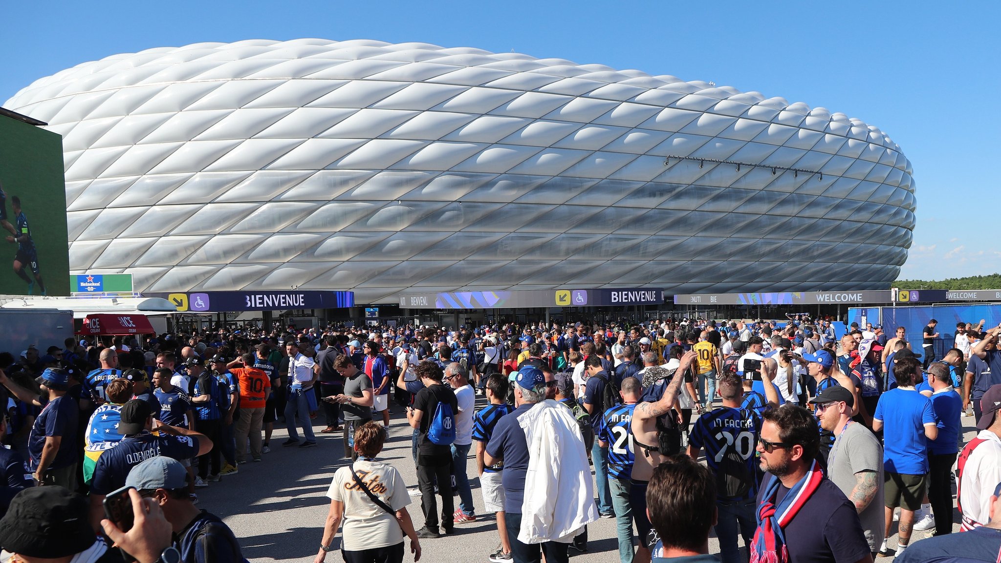 Die Münchner Arena | Bild: picture-alliance/dpa Die Münchner Arena