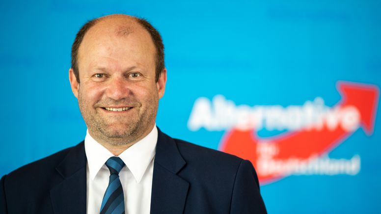 Der AfD-Abgeordnete Markus Bayerbach ist als Vorsitzender des Bildungsausschusses abgewählt worden.  | Bild:dpa/pa