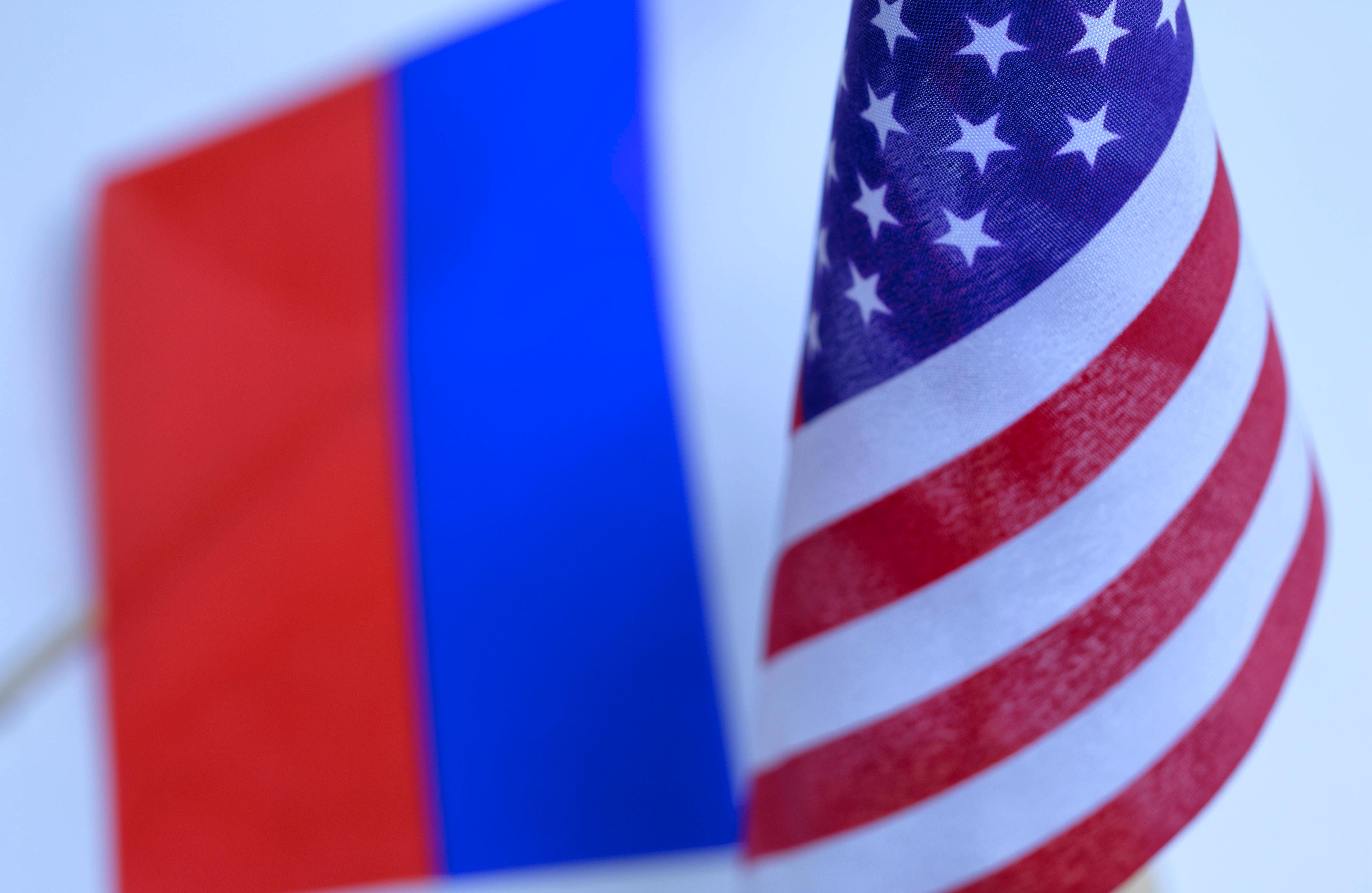 Russlands Außenminister Lawrow will am Dienstag in Saudi-Arabien mit seinem US-Amtskollegen Rubio über den Ukraine-Konflikt sprechen.