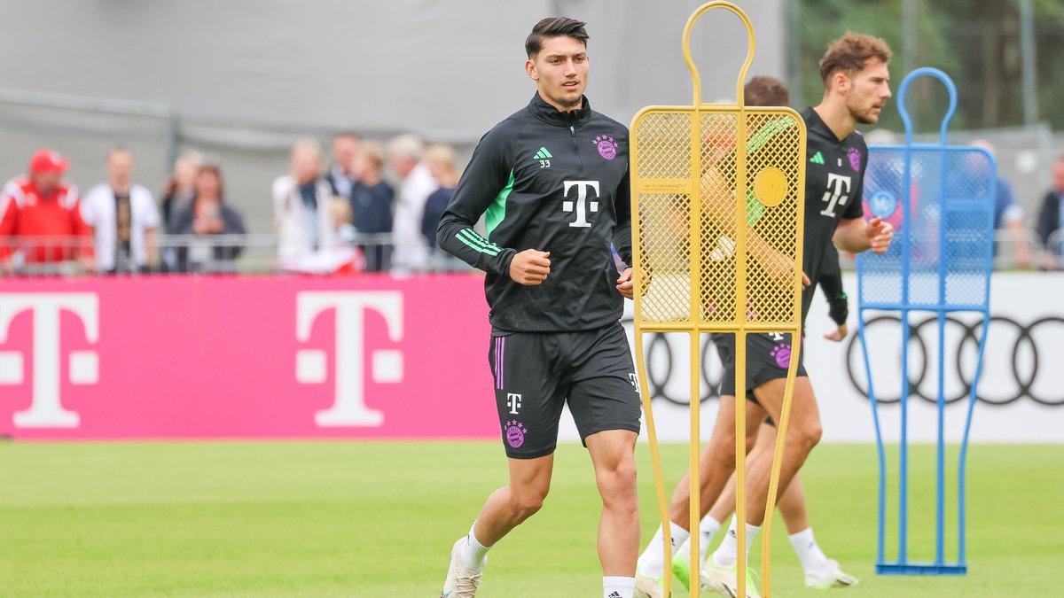Transfer-Ticker: FC Augsburg verstärkt sich mit FCB-Talent