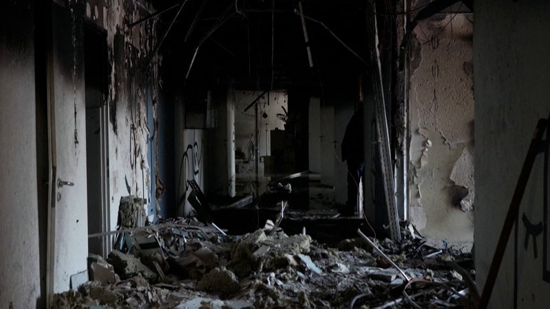 Gebäude in Kiew, welches durch russische Angriffe aus der Luft beschädigt worden ist. | Bild: Bayerischer Rundfunk 2026 Gebäude in Kiew, welches durch russische Angriffe aus der Luft beschädigt worden ist.