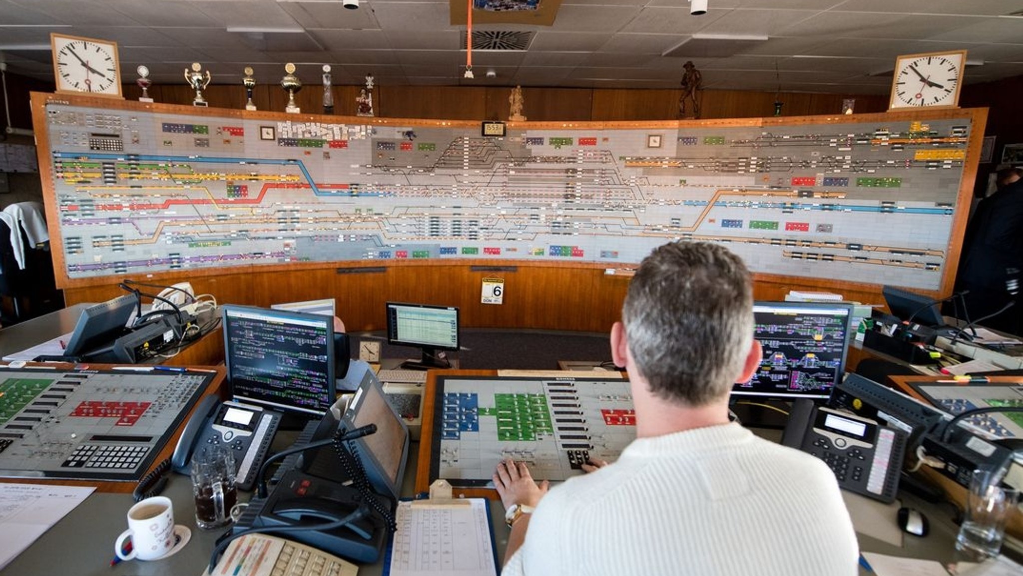 S-Bahnkunden müssen sich gedulden - Neues Stellwerk verschoben