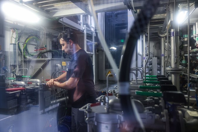 Das Bayerische Kabinett berät heute dazu, wie ausländische Fachkräfte in Deutschland schneller anerkannt werden können. | Bild: picture alliance/dpa/Jan Woitas Das Bayerische Kabinett berät heute dazu, wie ausländische Fachkräfte in Deutschland schneller anerkannt werden können.