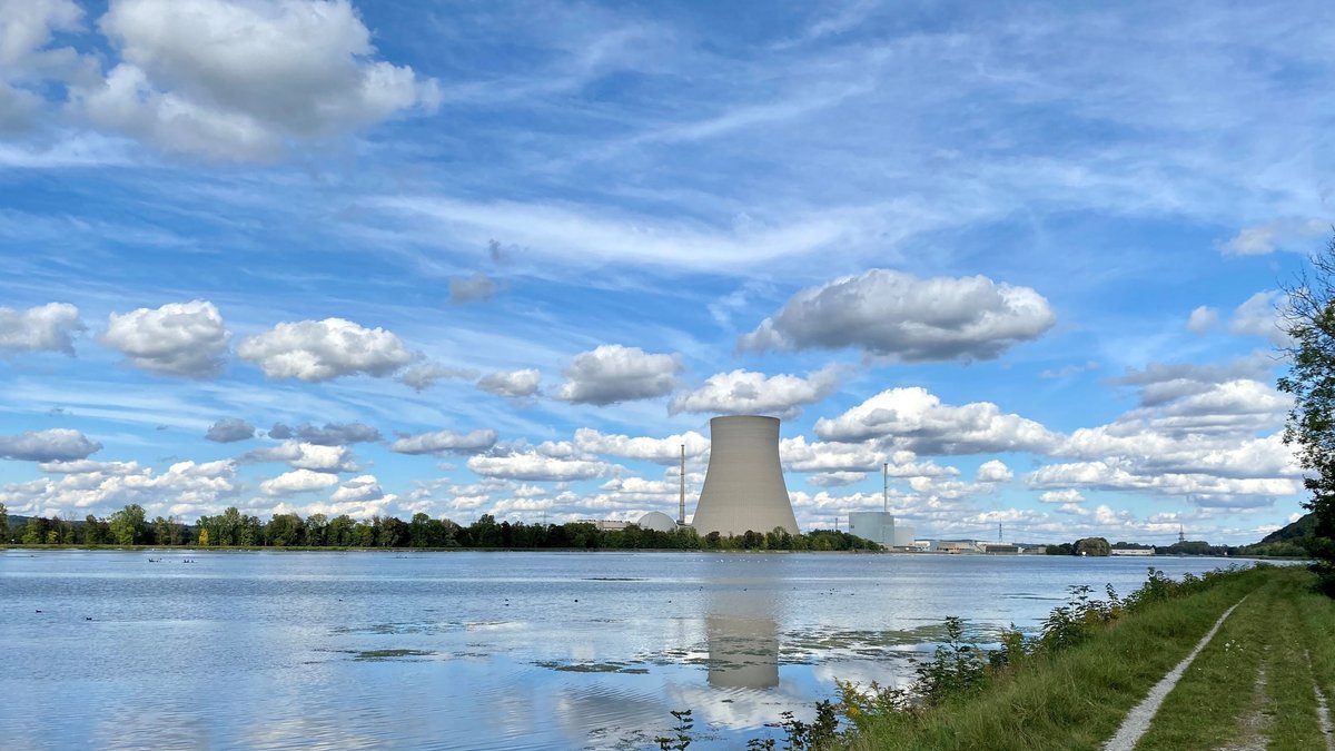 Der Kernkraftwerksstandort Isar in Essenbach bei Landshut