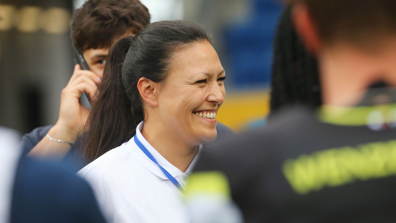 Photo: br.de Nadine Nurasyid startet bei den Indianapolis Colts durch