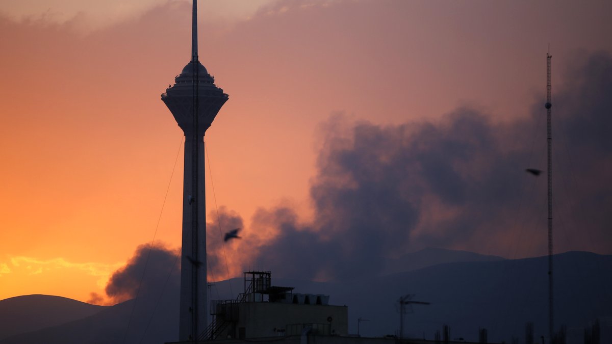 Während Live-Sendung: Israel greift iranischen Staatssender an