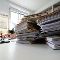 Bürokratieentlastungsgesetz: Endlich der große Wurf? | Bild: dpa-Bildfunk/Bernd Weißbrod