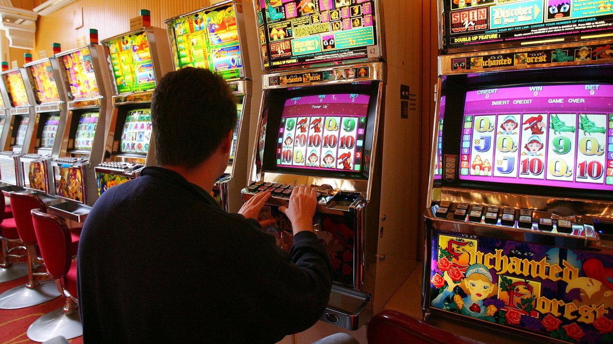 Milliardenmarkt Glücksspiel: Wer ist besonders suchtgefährdet?