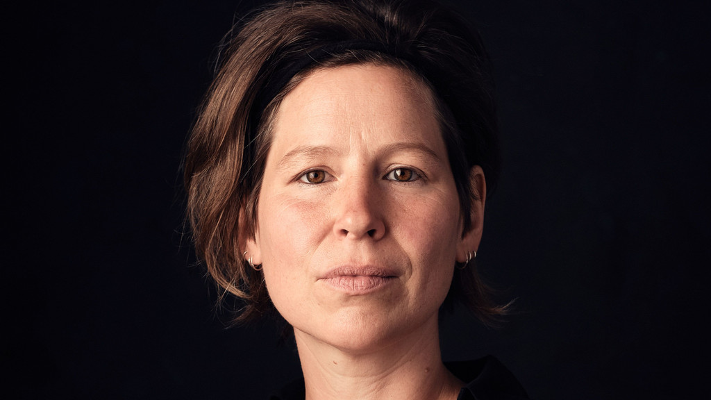 Die Journalistin Susanne Kaiser, Autorin von "Backlash. Die neue Gewalt gegen Frauen" (Tropen)
