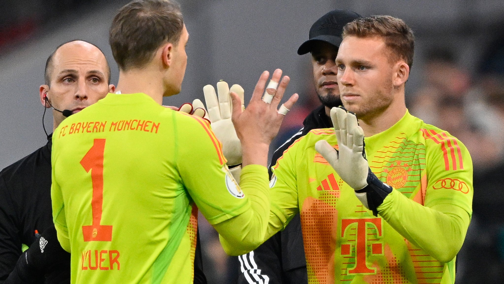 Manuel Neuer und Daniel Peretz