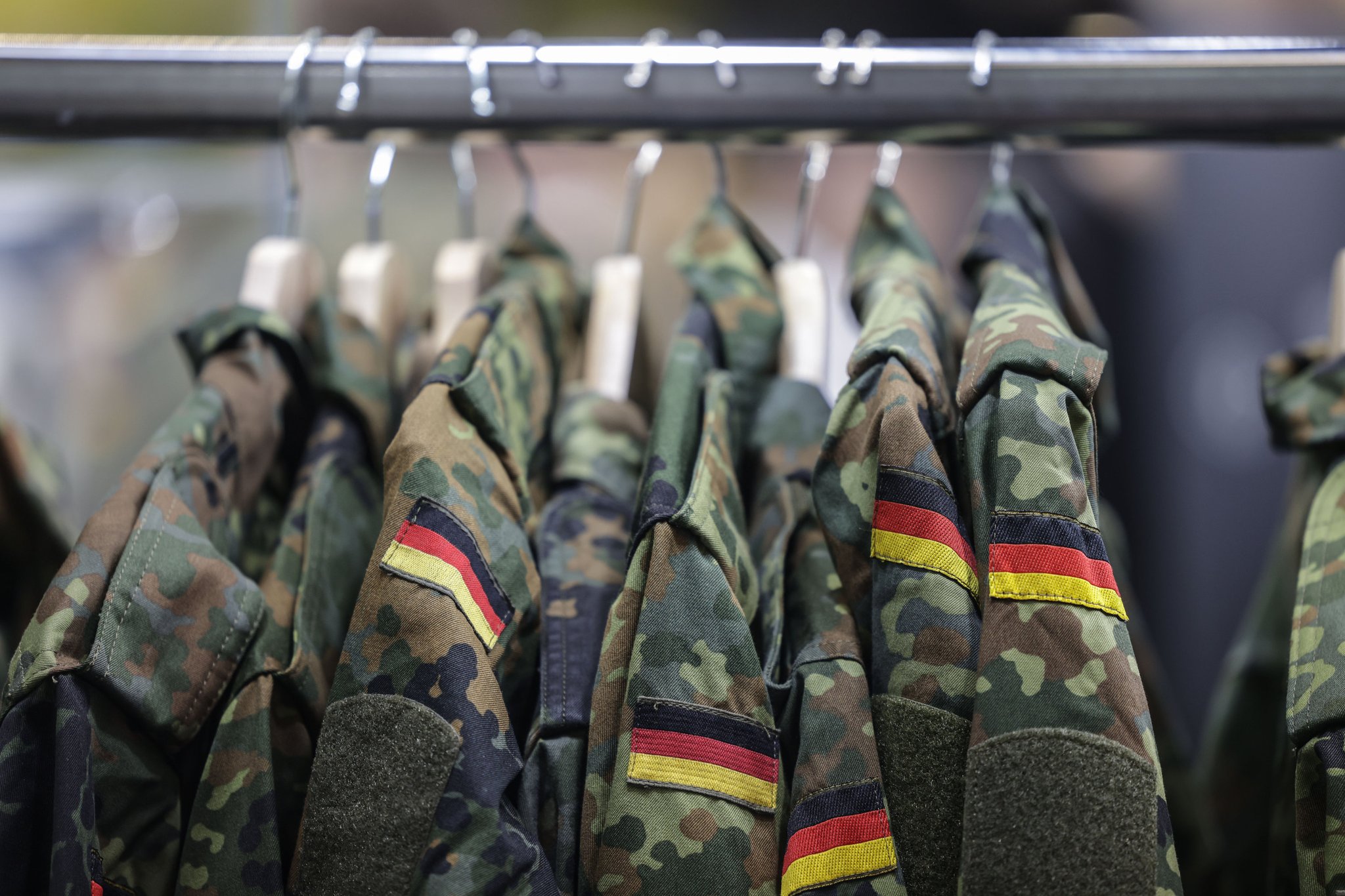 Darum geht es bei der Wehrdienst-Debatte im Bundestag