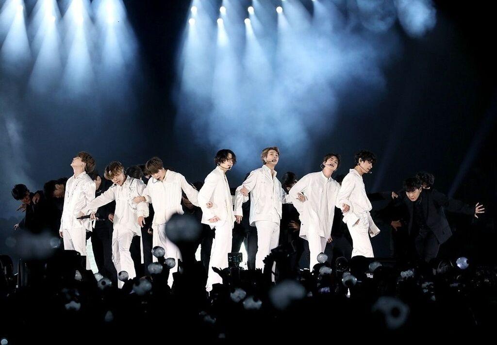 Die südkoreanische Boyband BTS während eines Konzerts im Jahr 2019.