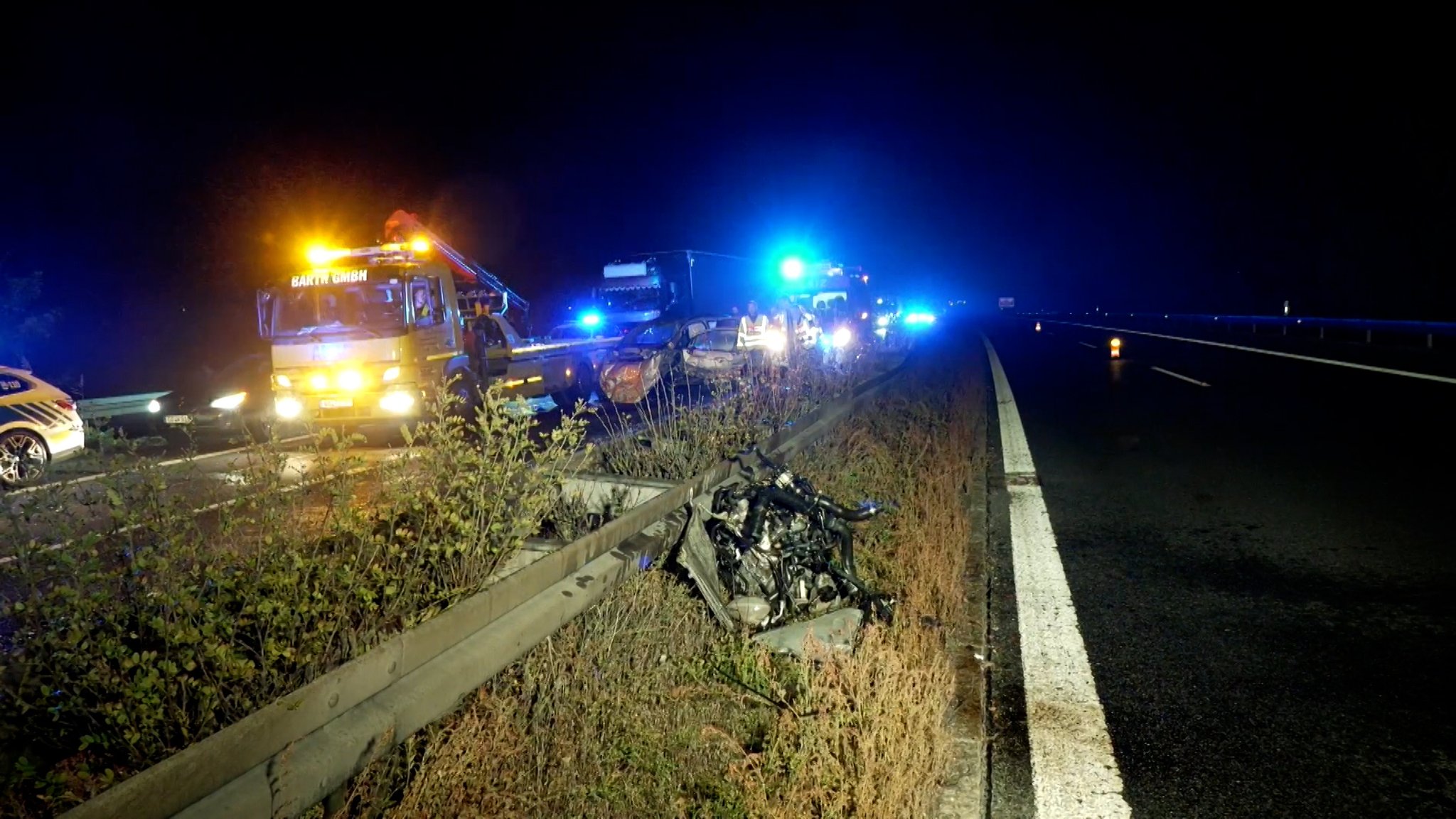 Geisterfahrer verursacht schweren Unfall auf der A70 | Bild: BR Geisterfahrer verursacht schweren Unfall auf der A70