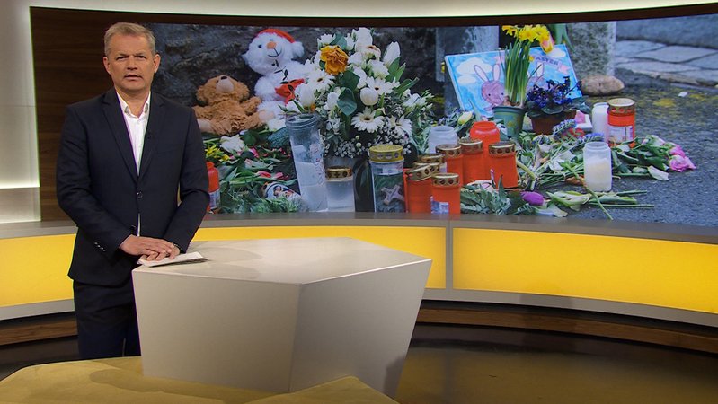 Tom Meiler steht im Studio der Abendschau des BR. | Bild: BR Tom Meiler steht im Studio der Abendschau des BR.