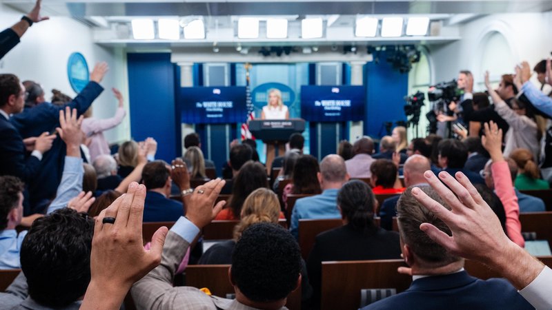 Symbolbild: Pressekonferenz im Weißen Haus | Bild: picture alliance / Sipa USA | Sipa USA Symbolbild: Pressekonferenz im Weißen Haus