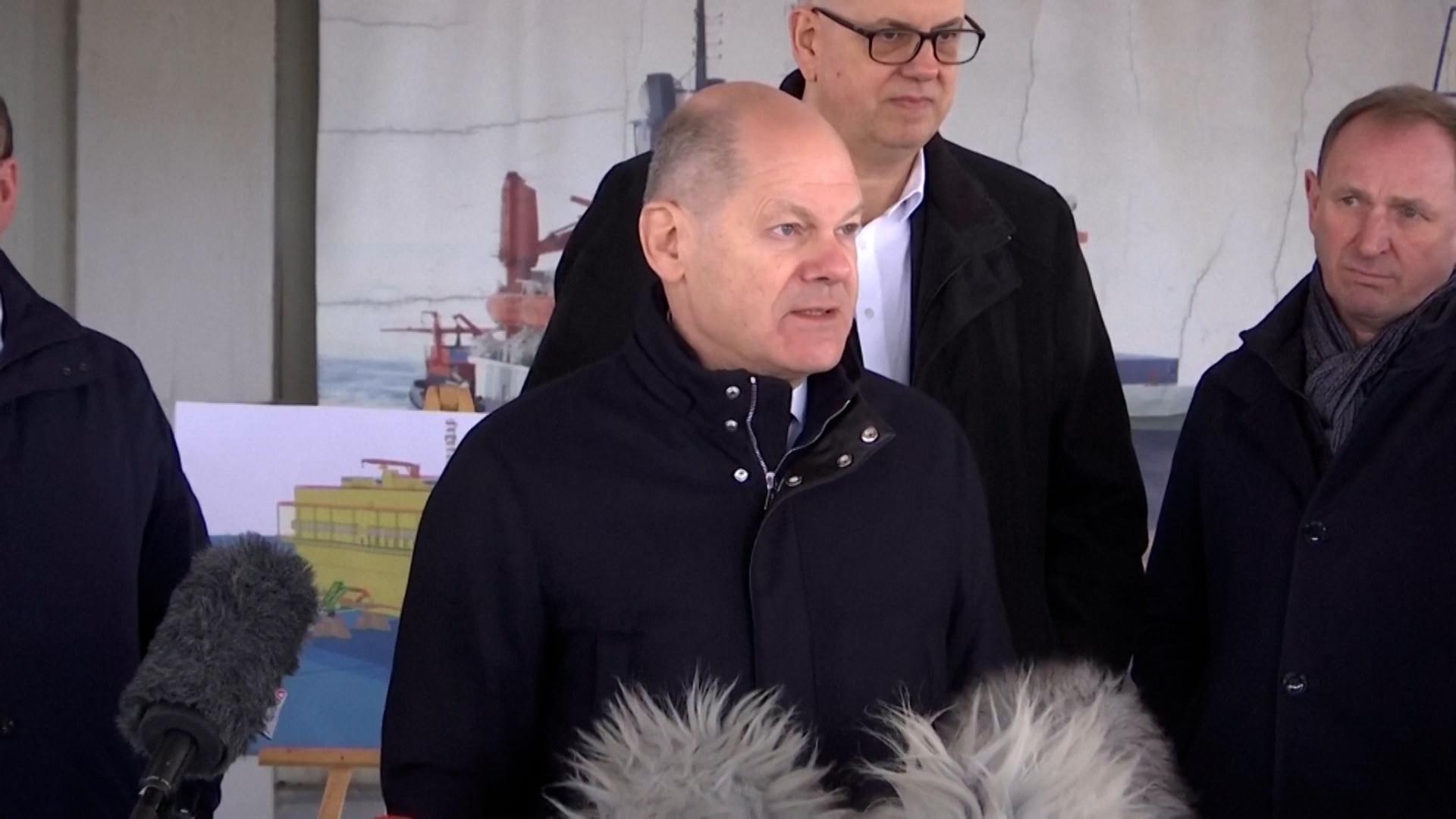 Kanzler Scholz betont: Selenskyj demokratisch gewählt