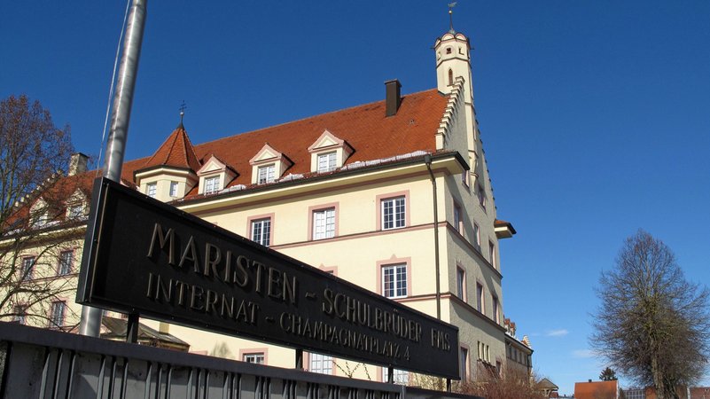 Gebäude des ehemaligen Internats der Maristen in Mindelheim | Bild: picture-alliance / M.i.S.-Sportpressefoto | MiS Gebäude des ehemaligen Internats der Maristen in Mindelheim