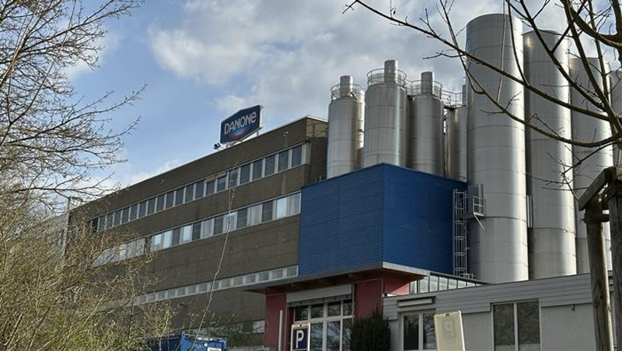 Danone-Werk in Ochsenfurt | Bild: BR/ Christoph Schneider Danone-Werk in Ochsenfurt