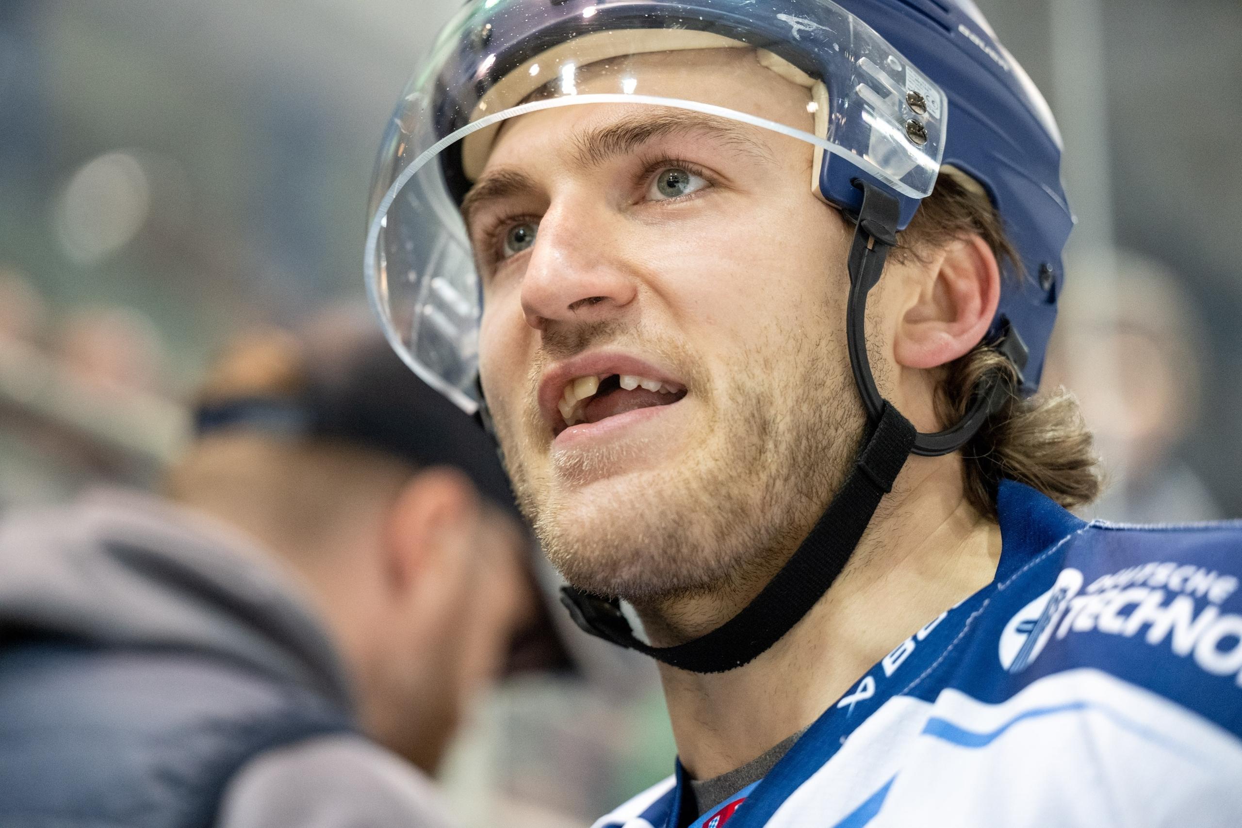 J.C. Lipon von den Straubing Tigers