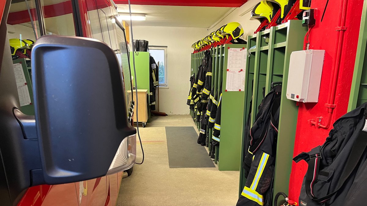 Kein neues Feuerwehrhaus: Ehrenamtliche treten gemeinsam zurück