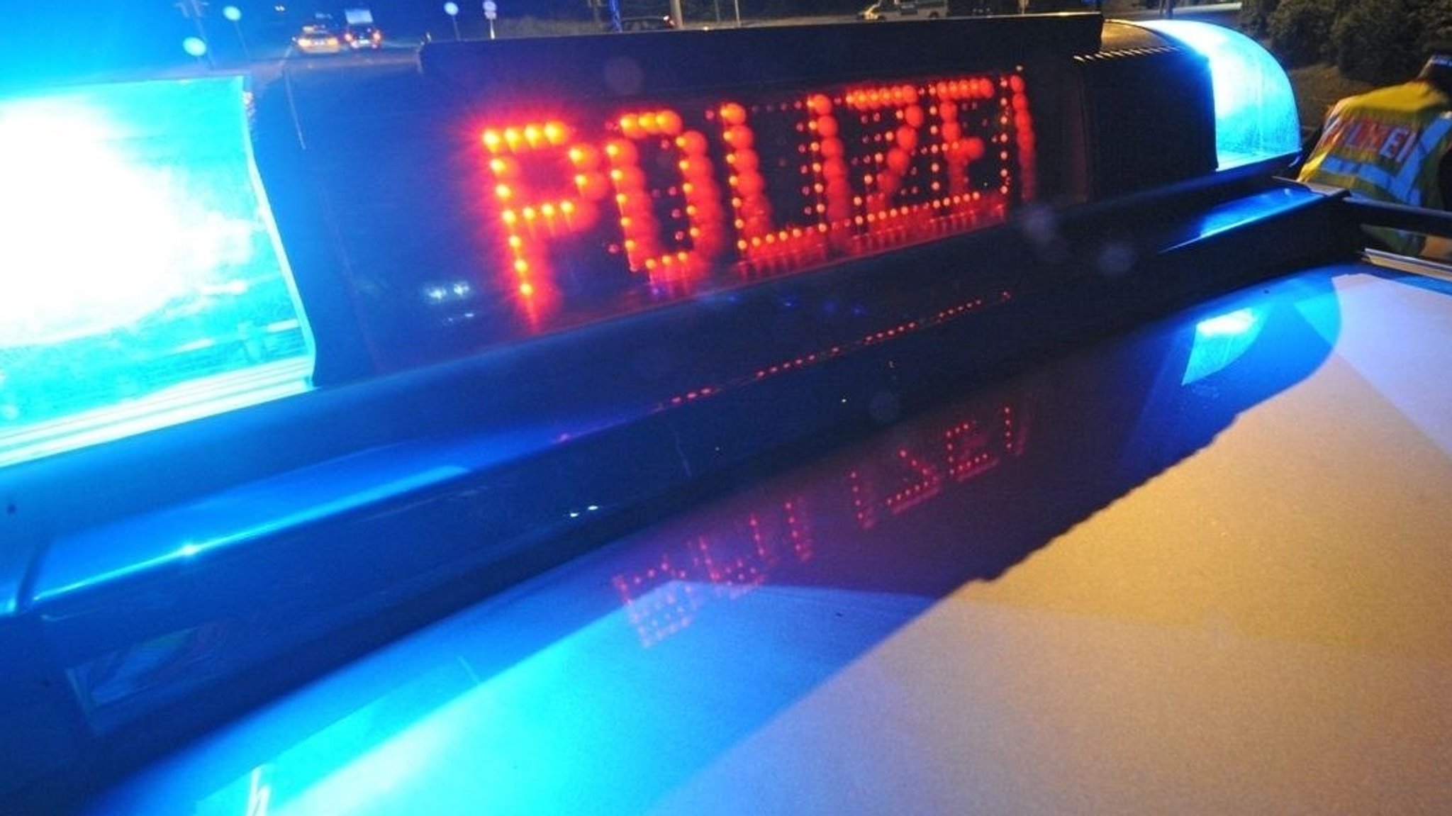 Polizeieinsatz in Regen nach mutmaßlichem Tötungsdelikt