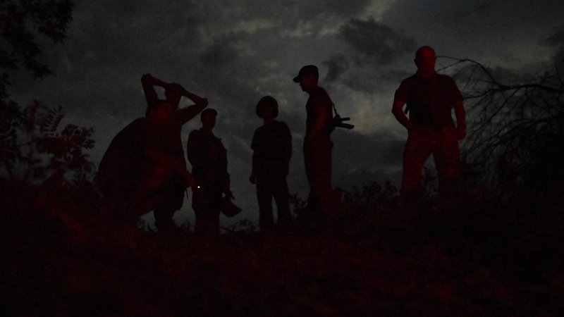 Ukrainische Soldaten an der Front bei Saporischschja | Bild: REUTERS/Stringer Ukrainische Soldaten an der Front bei Saporischschja