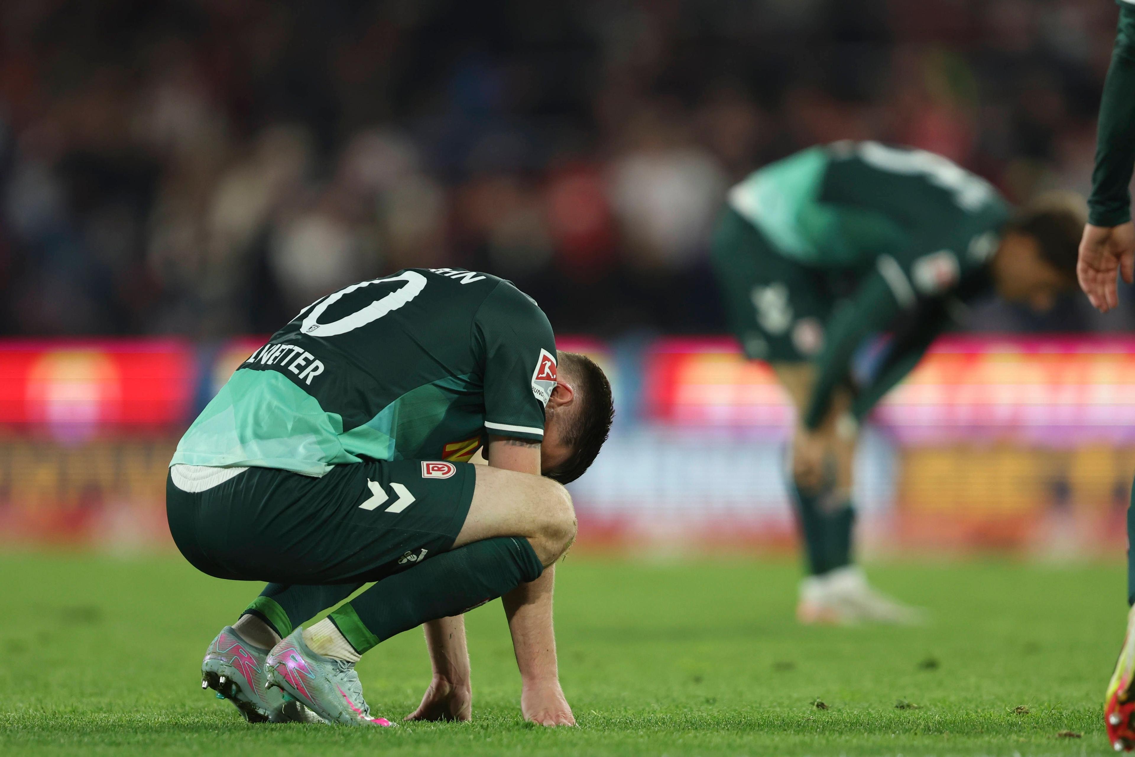 Enttäuschte Regensburger Spieler