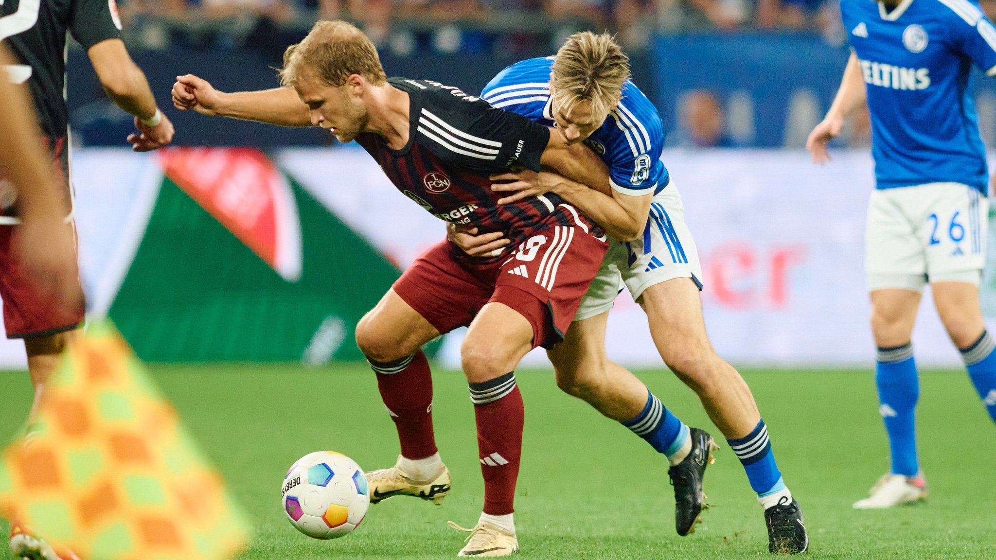 Spielszene FC Schalke 04 - 1. FC Nürnberg