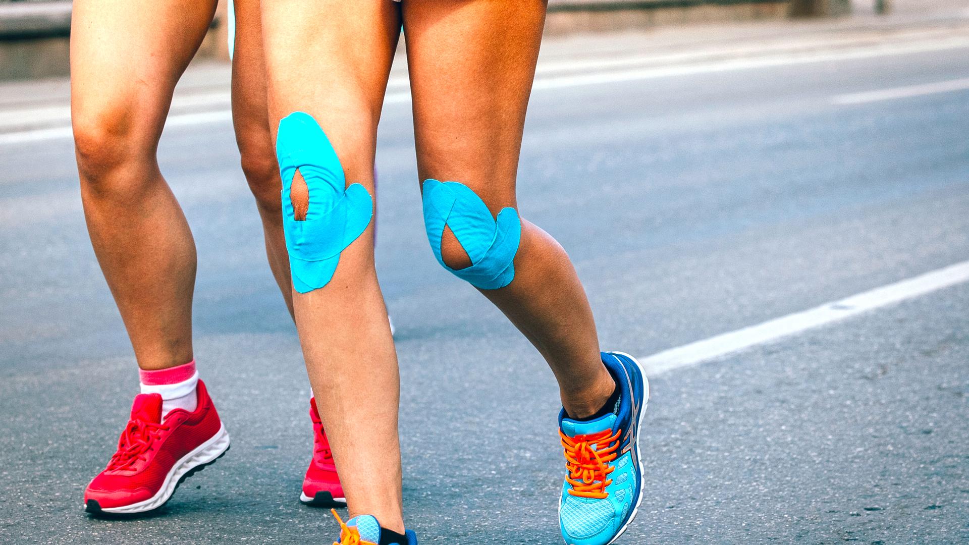 helfen-kinesio-tapes-wirklich-mehr-als-ein-hype-was-k-nnen-die-bunten