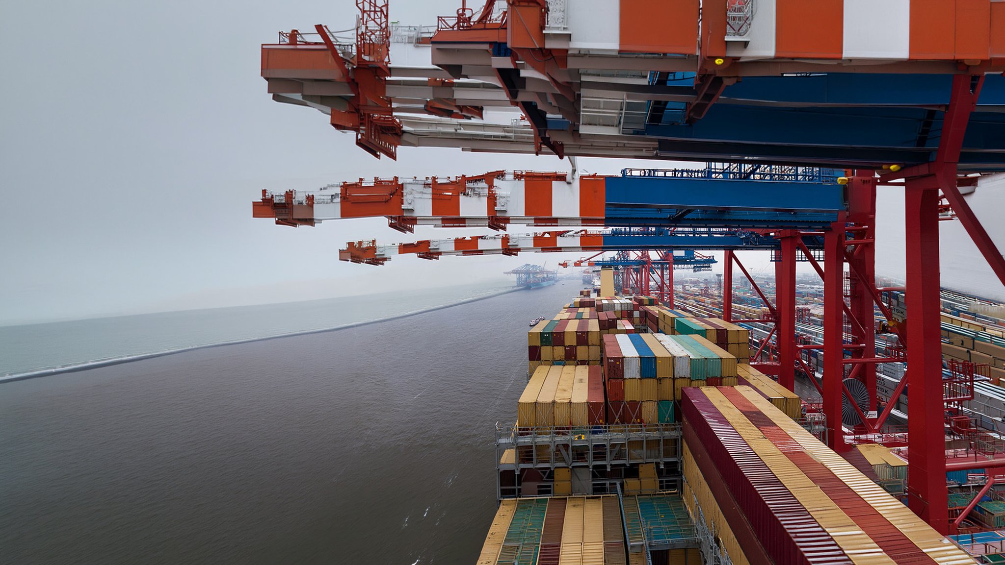 Containerhafen (Archivbild) | Bild: Bayerischer Rundfunk 2026 Containerhafen (Archivbild)