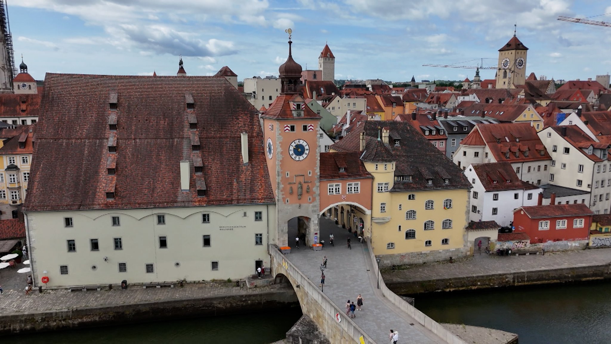 Blick auf die Welterbestadt Regensburg. | Bild: BR24 Blick auf die Welterbestadt Regensburg.