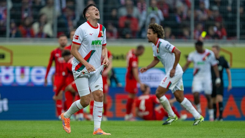 1. FC Heidenheim - FC Augsburg | Bild: picture alliance / Eibner-Pressefoto | Eibner-Pressefoto 1. FC Heidenheim - FC Augsburg