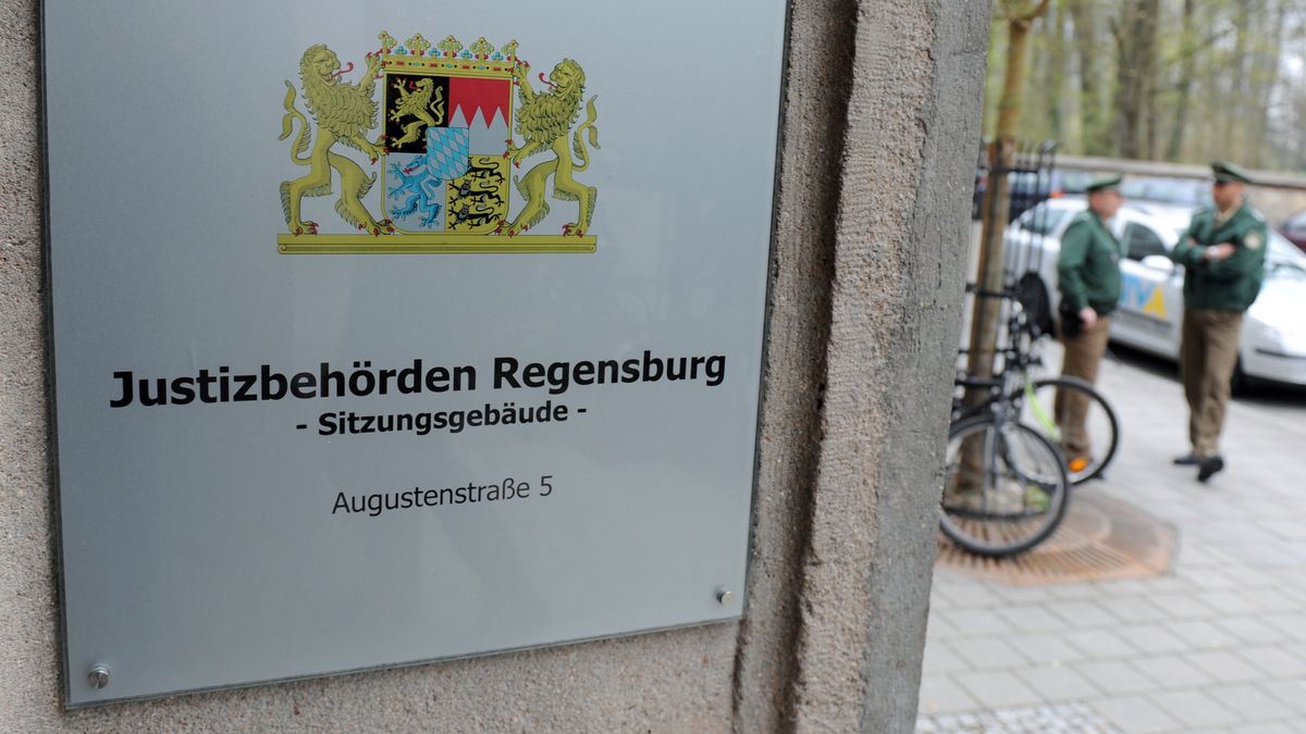 Recht Am Eigenen Bild Facebook Urteil