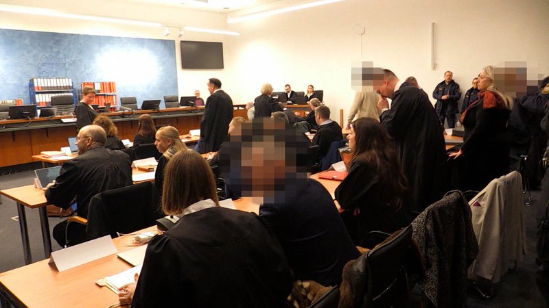 Heute beginnt ein Verfahren wegen Steuerhehlerei und Steuerhinterziehung über 44 Mio. Euro | Bild: Bayerischer Rundfunk 2026 Heute beginnt ein Verfahren wegen Steuerhehlerei und Steuerhinterziehung über 44 Mio. Euro