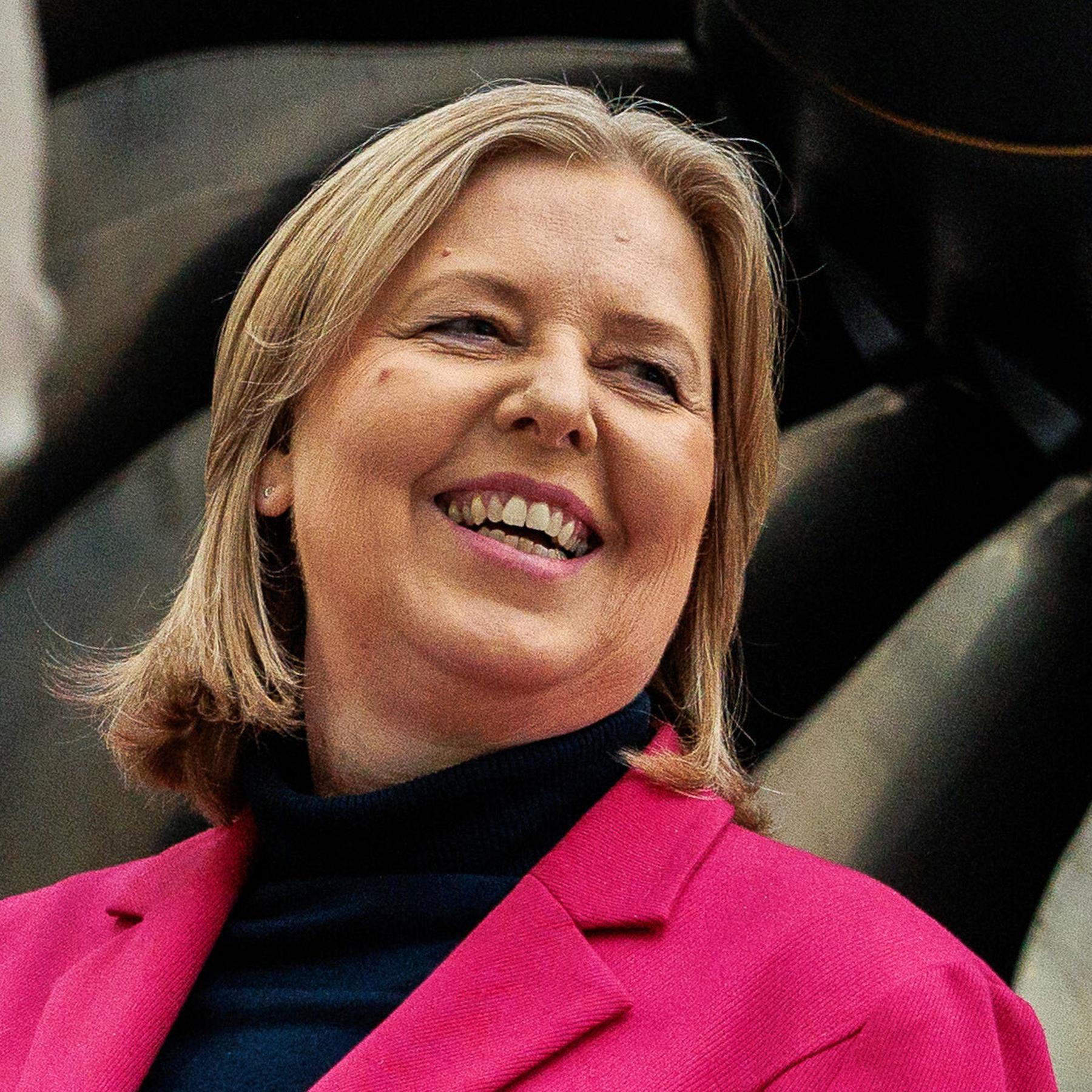 Arbeitsministerin Bas: "Bei Betriebsratswahlen hat Parteipolitik nichts verloren"