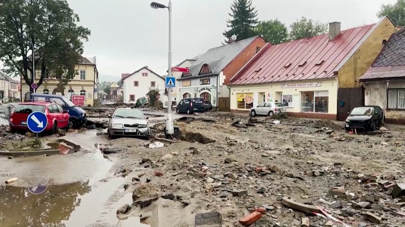 Extremwetter werden laut einer neuen Studie immer wahrscheinlicher | Bild: Bayerischer Rundfunk 2024 Extremwetter werden laut einer neuen Studie immer wahrscheinlicher