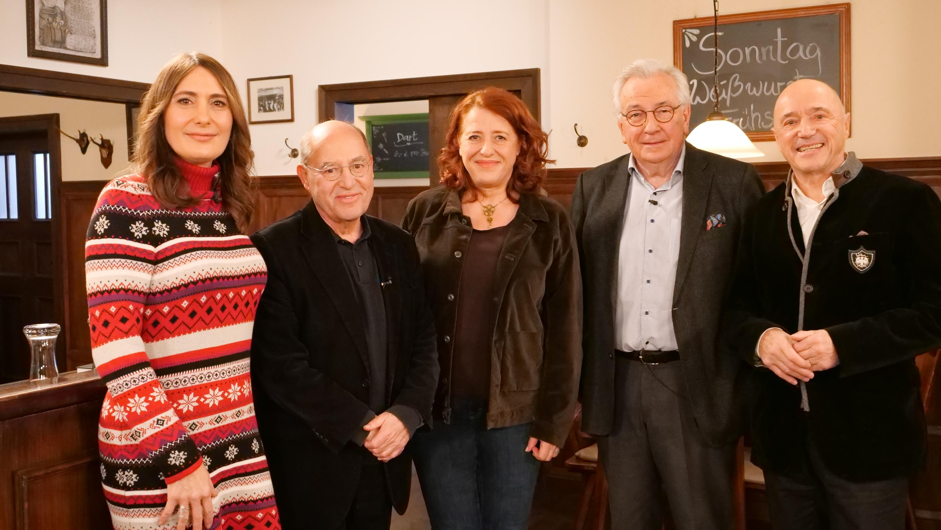 V.l.n.r.: Anja Kohl, Gregor Gysi, Luise Kinseher, Hans-Werner Kilz, Christian Neureuther