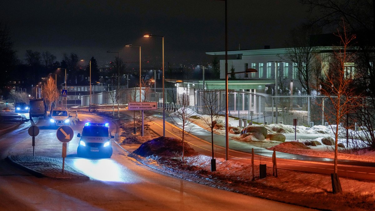 Tätersuche nach Explosion an US-Botschaft in Oslo