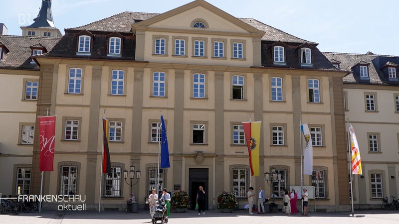 Das Rathaus in Würzburg, in dem der neue Bürgermeister nach der Wahl regieren wird. | Bild: BR Das Rathaus in Würzburg, in dem der neue Bürgermeister nach der Wahl regieren wird.