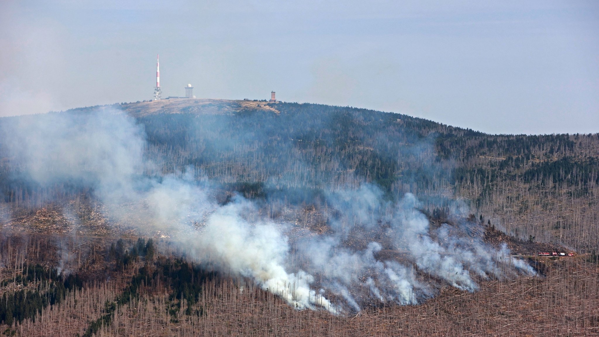 Feuer am Brocken breitet sich nicht weiter aus