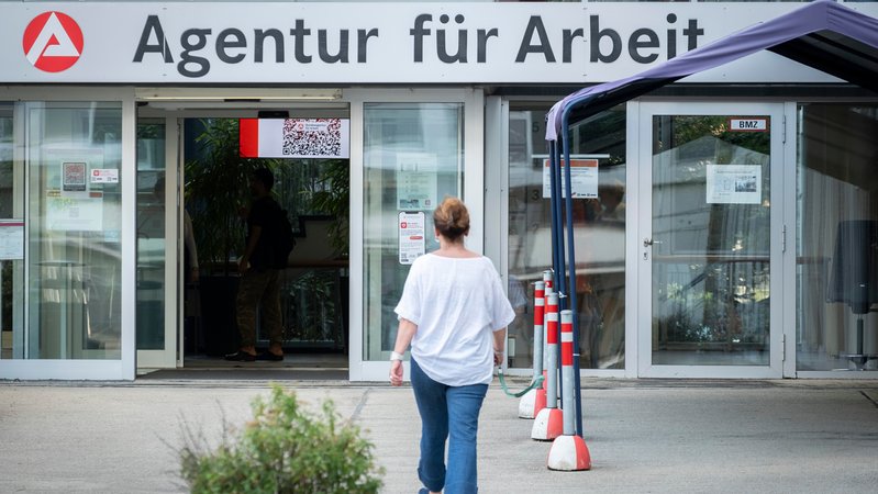 Agentur für Arbeit (Symbolbild) | Bild: picture alliance / epd-bild | Tim Wegner Agentur für Arbeit (Symbolbild)