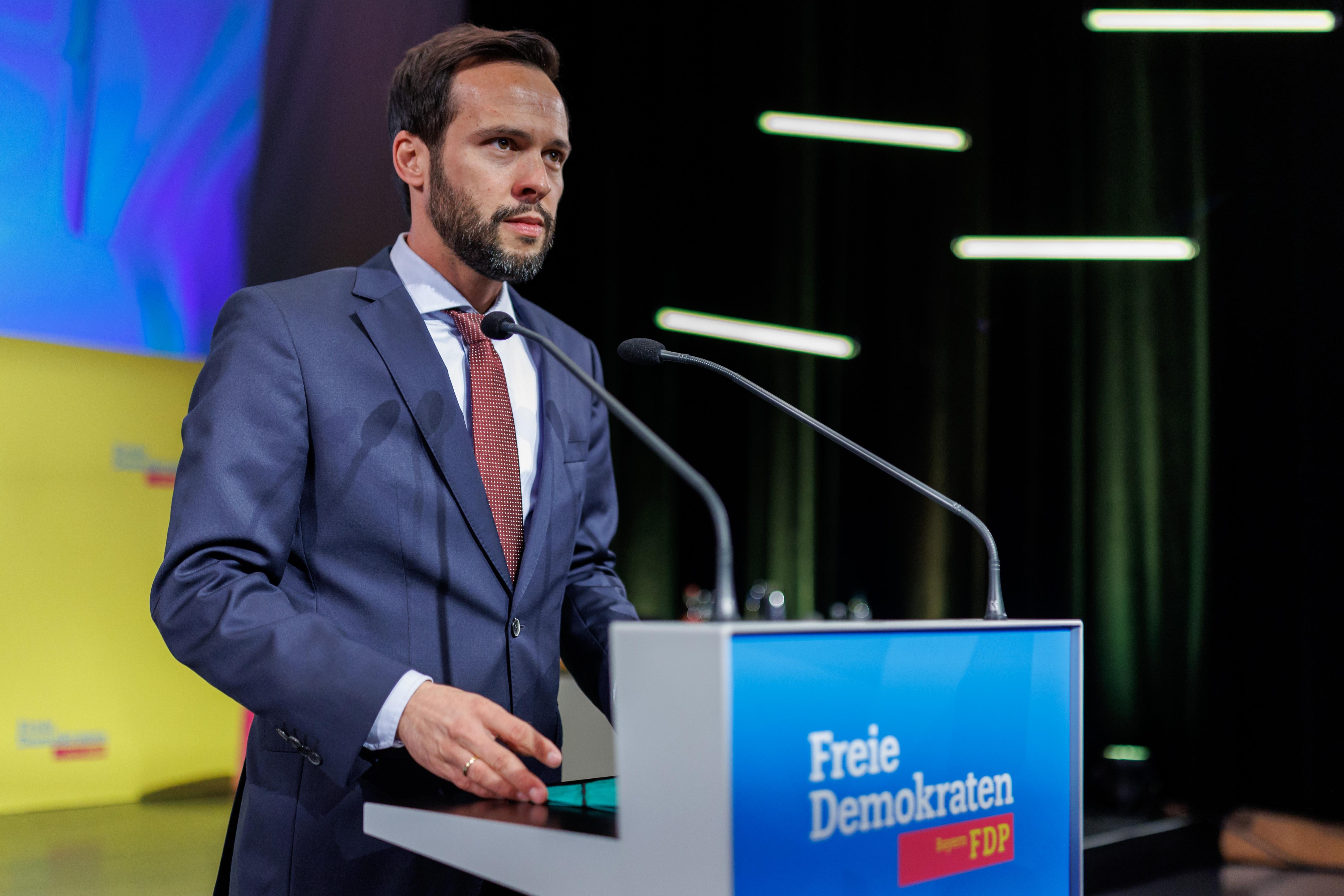 Martin Hagen, Fraktionsvorsitzender der FDP im Bayerischen Landtag, auf einem Landesparteitag (Archiv)