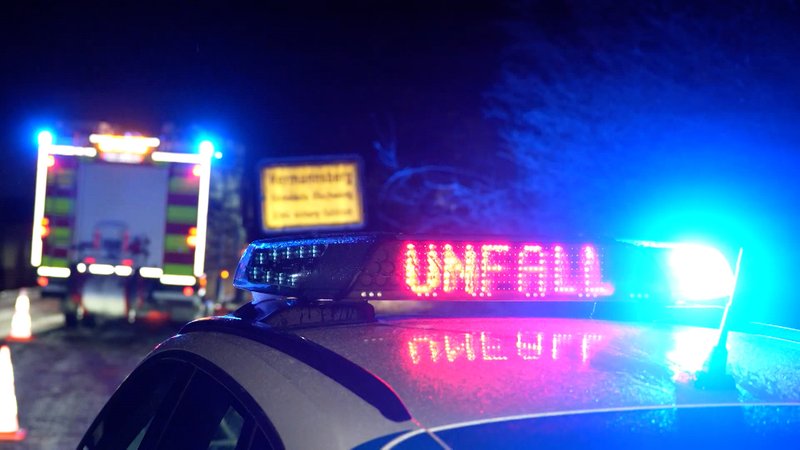 Polizeifahrzeug bei einem Unfall | Bild: BR Polizeifahrzeug bei einem Unfall