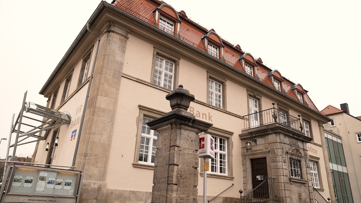  Hauptstelle der VR-Bank in Rothenburg 
