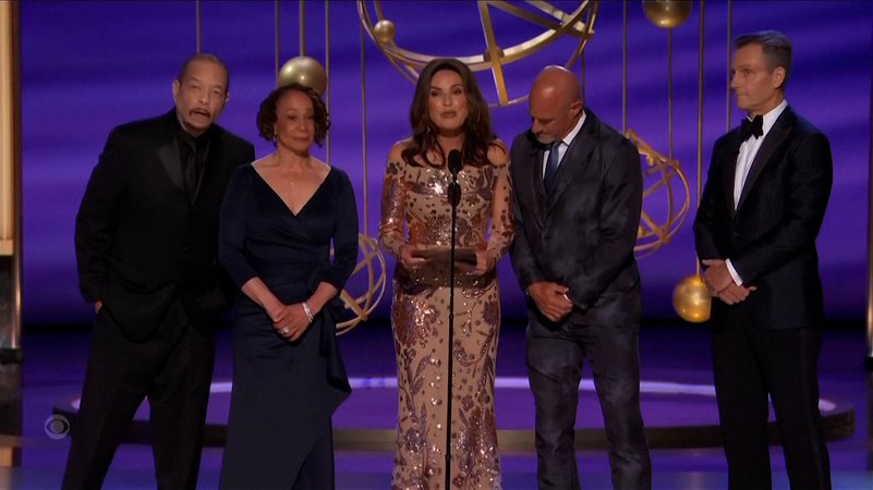 In den USA sind die Fernsehpreise Emmys vergeben worden | Bild: Bayerischer Rundfunk 2025 In den USA sind die Fernsehpreise Emmys vergeben worden